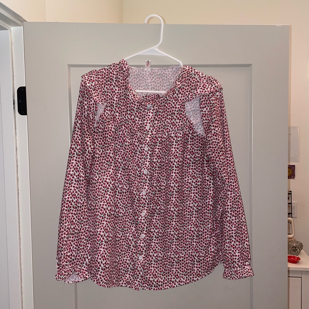 Women’s size small floral button up, perfect condition
